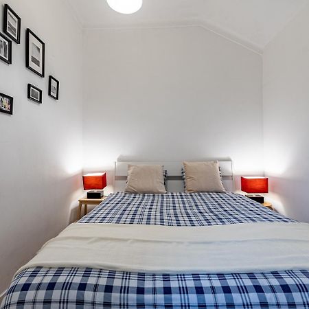 Third Floor Apartment At Graca Neighbourhood ลิสบอน ภายนอก รูปภาพ
