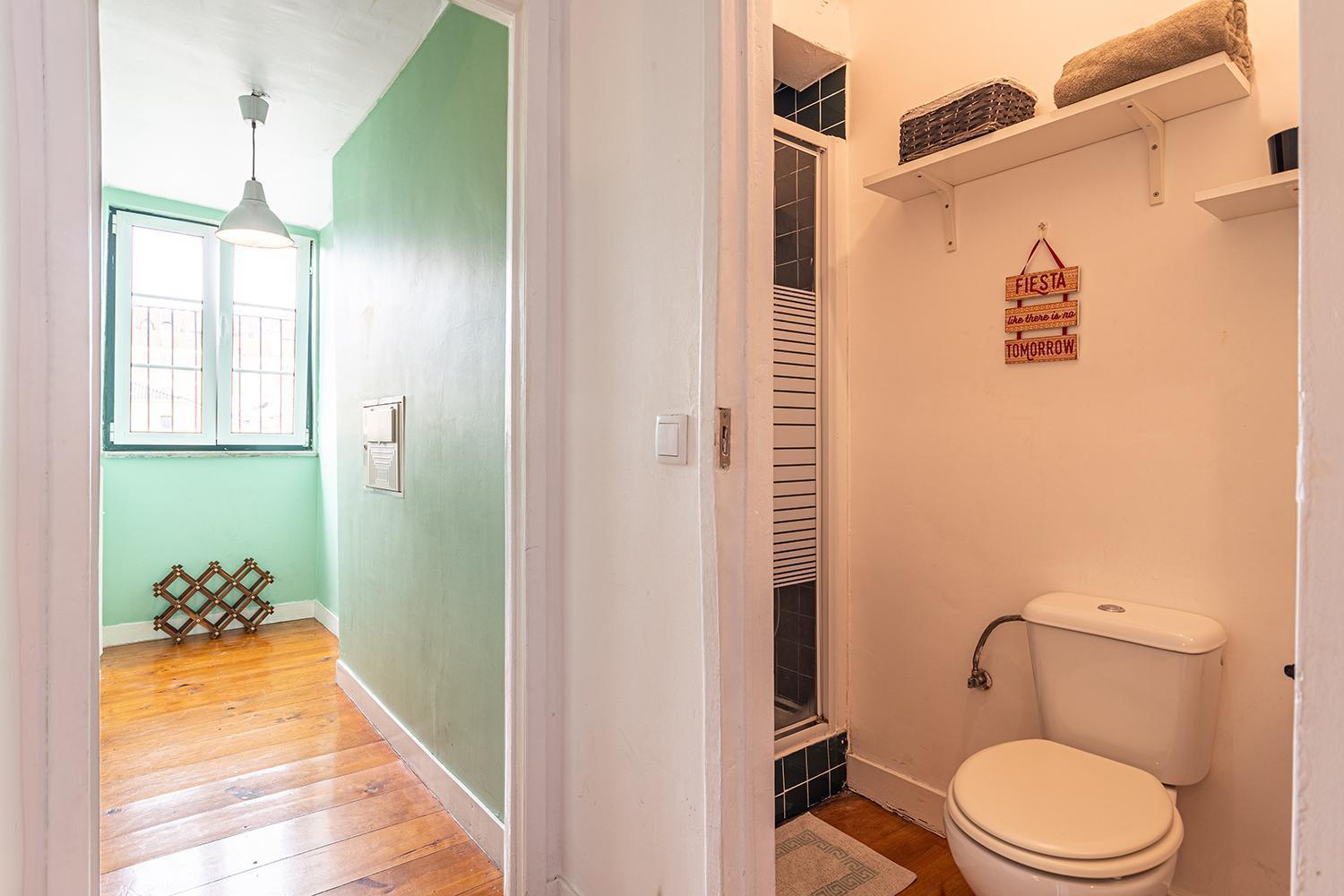 Third Floor Apartment At Graca Neighbourhood ลิสบอน ภายนอก รูปภาพ